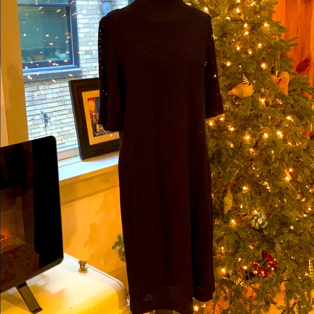 Slinky navy blue dress from BR